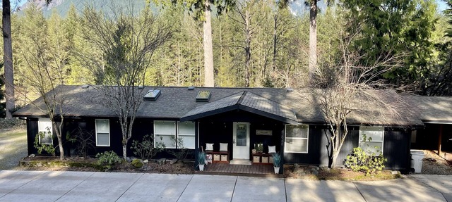 Rivers Edge ~ Riverfront, Acreage and Views in North Bend