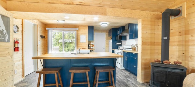 🏝 Sandy Hooked 2Bed1Bath Remodelled Pine Cottage in Sandy Hook