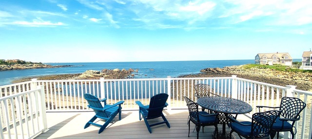 Seaside Serenity 2 Oceanfront Cottage with private beach Perkins Cove Ogunquit in Ogunquit