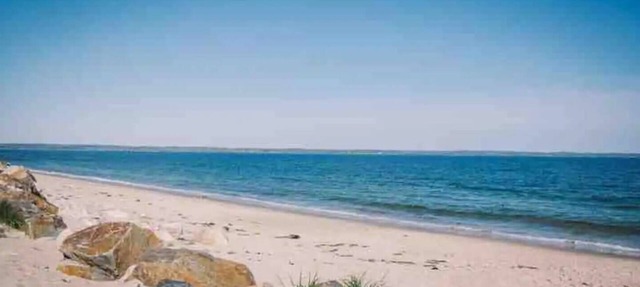 SEPT AVAILABILITY! Fire Pit/Steps to Beach in Hubbards