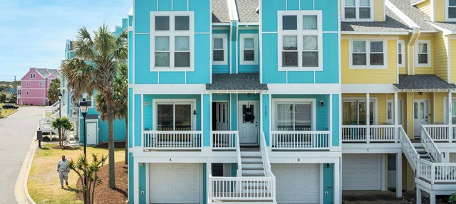 Shared Pool w/Lazy River | Dog-Friendly in Kill Devil Hills