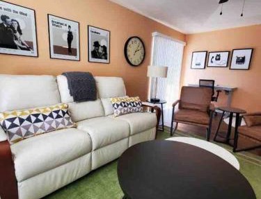 Solar Half-Plex with Chic Style in Country Glen in Keizer