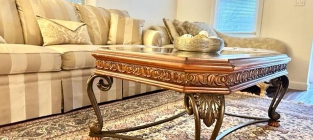 Spacious Cape Cod in Monroeville in Pittsburgh