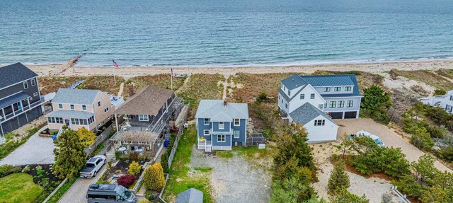 Spacious Cape Cod Waterfront Retreat Steps to Beach in Buzzards Bay