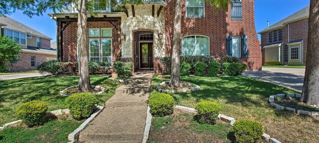 Spacious Murphy Retreat w/ Pool & Hot Tub! in Murphy