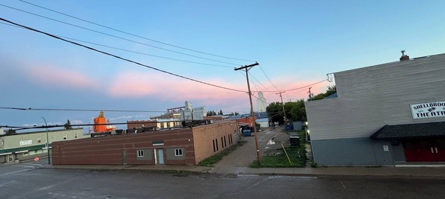 Spacious second floor apartment located in Shellbrook SK. in Shellbrook