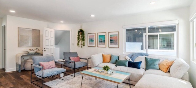 Steps to Venice Sand | BBQ, Fire Pit, Parking in Marina del Rey