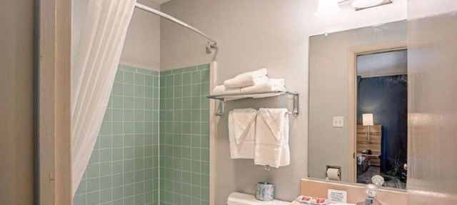 Studio Available in Clinton, IA in Clinton