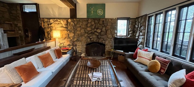 Stunning Stone Abode in Downtown Boulder - Walk to Pearl St, Chautauqua Park, CU in Boulder