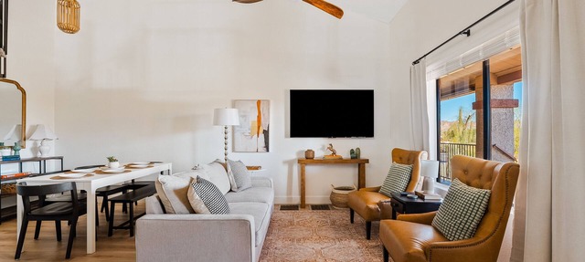 Superstition Mountain Views, Heated Pool/Hot Tub, 2bd + Loft in Apache Junction