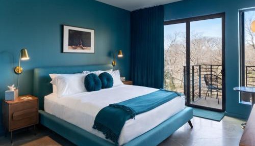 The Ruby Hotel in Round Rock