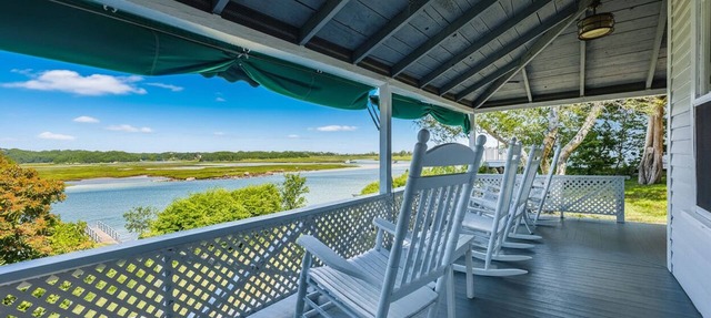 Thurston Point: Deepwater River Dock in Gloucester