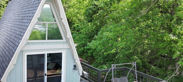 Tiny AFrame/Fire Pit/Pets/Lake Access/Dogwood Canyon in Lampe