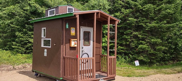 Tiny Tiny Caboose Cabin Replica in Lincoln