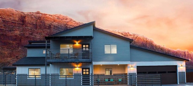 Tranquil Setting, Mountain Views & Trailer Parking in Moab
