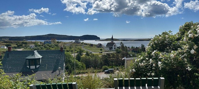 Trinity's Oceanview Gem: 2BR St. Paul's Schoolhouse in Trinity