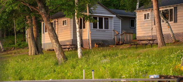 Webb Lake, Hackensack, Northern MN - 2 Bedroom, Sleeps 4 - Cabin #5 Blue Water in Hackensack