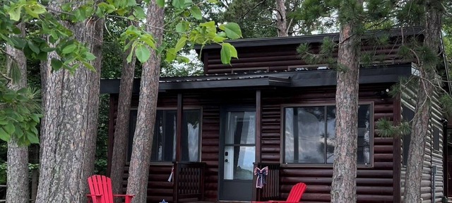 Woman Lake Cabin! 30 Feet From the Water! in Hackensack