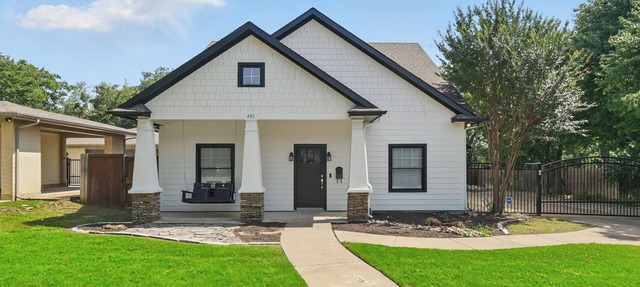 Your home away from home in Grapevine