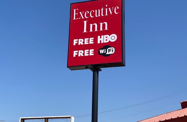 Executive Inn 
