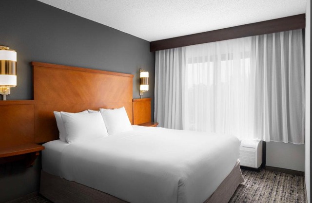 Hyatt Place Dulles Airport 