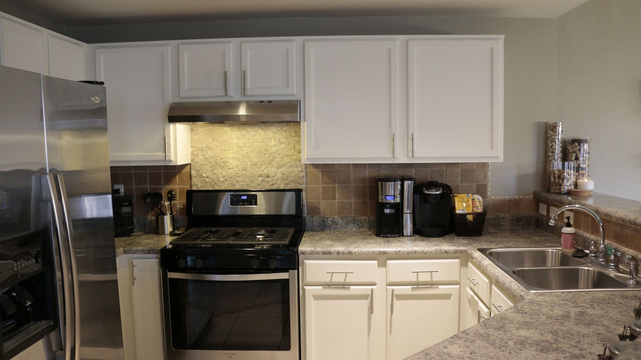 Photo of Kitchen in Vista Del Norte Alliance