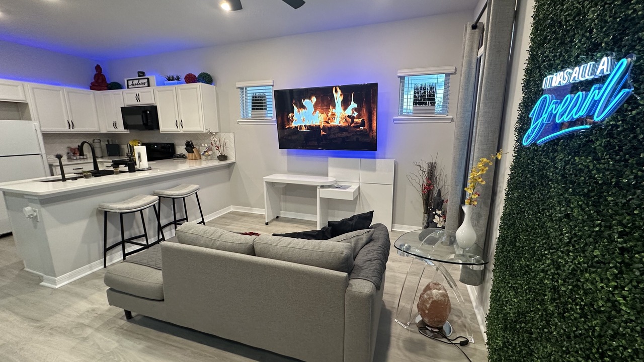 Photo of Livingroom in Colonialtown South