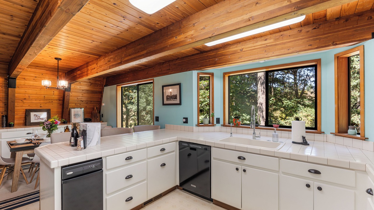 Photo of Kitchen in Newberg