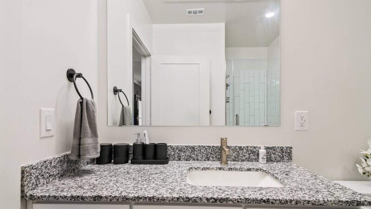Photo of Bathroom in Neartown
