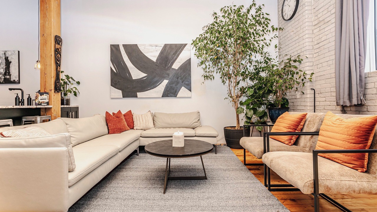Photo of Livingroom in Downtown Edmonton