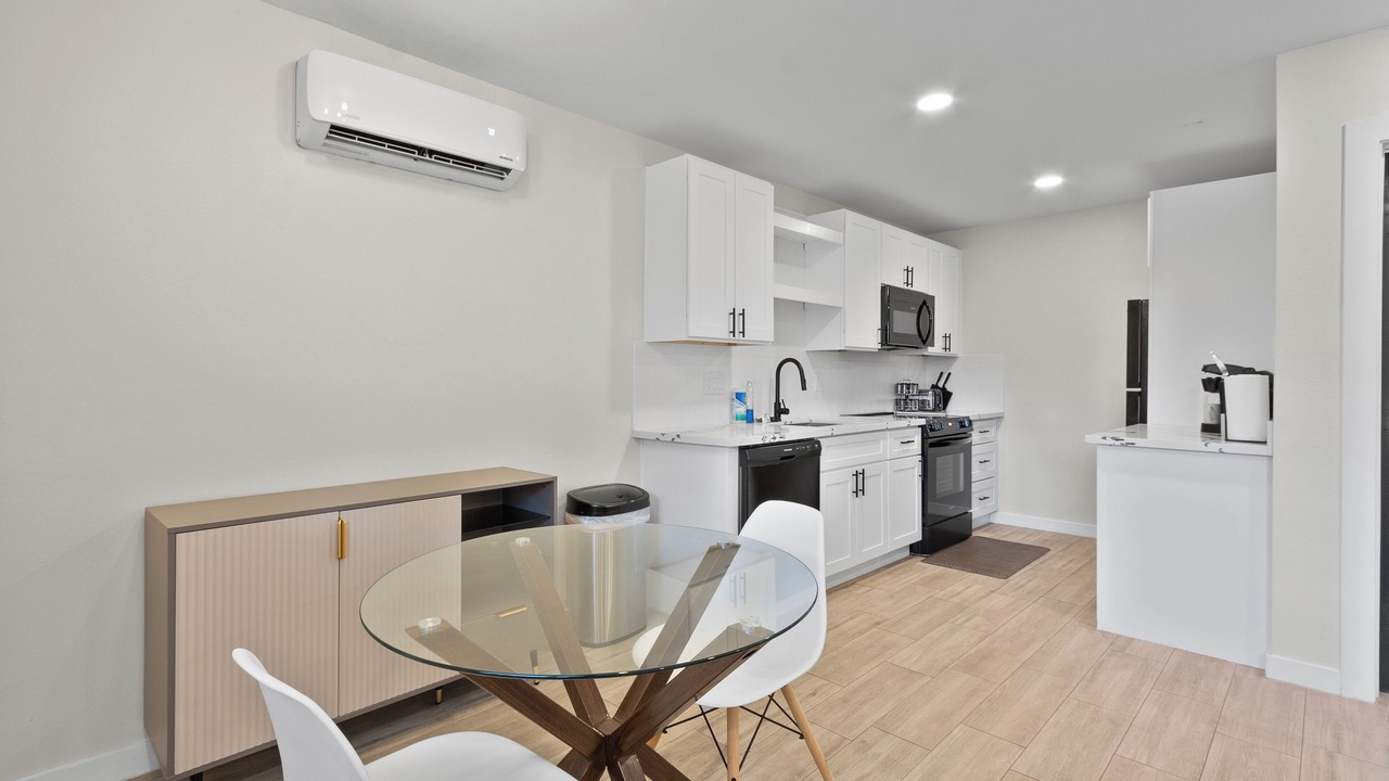 Photo of Kitchen in Neartown