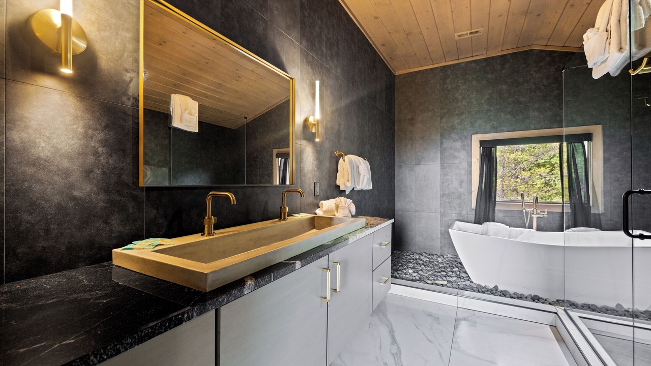 Photo of Bathroom in Sevierville