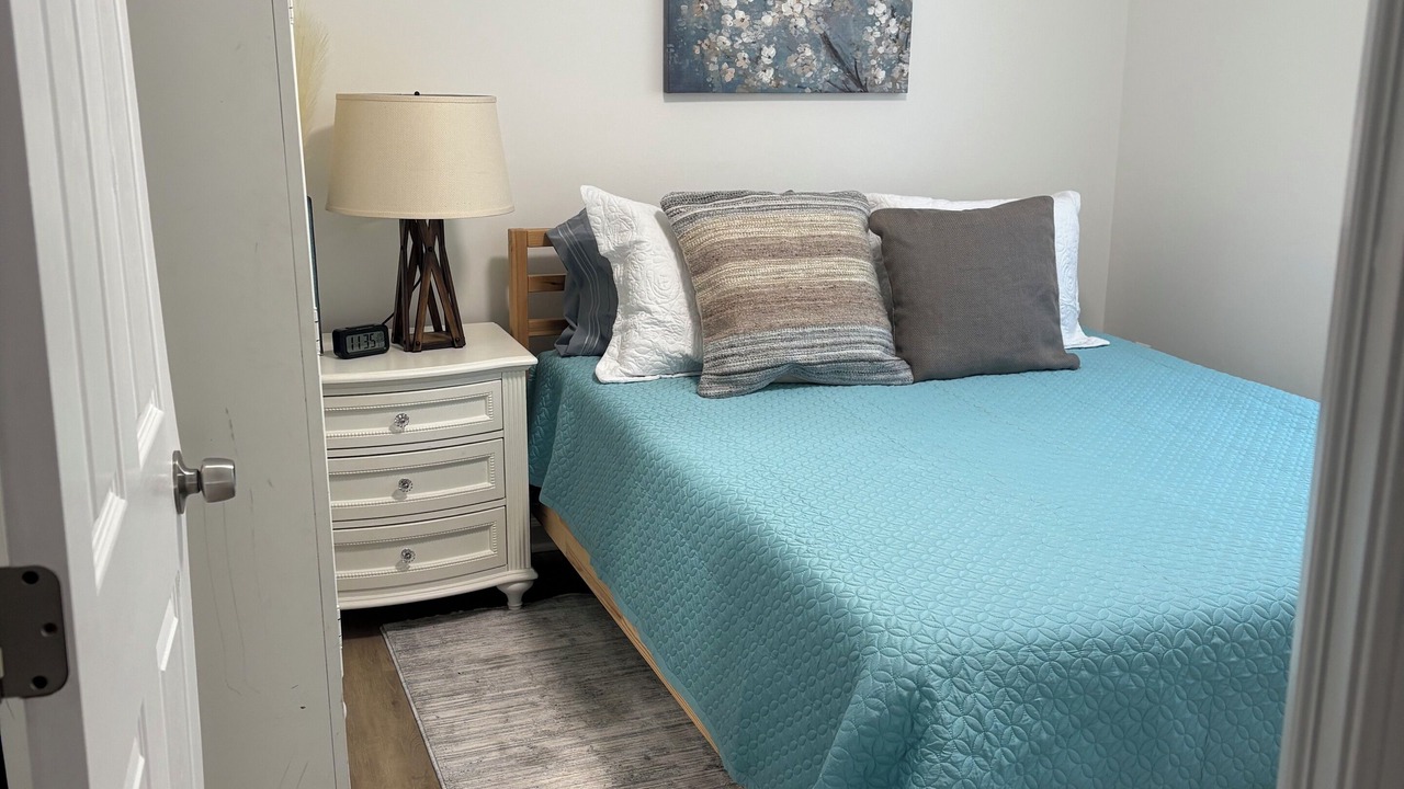 Photo of Bedroom in Newark