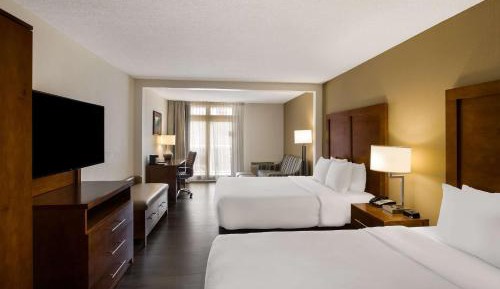 Superior Queen Room with Two Queen Beds - Non-Smoking