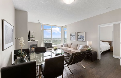 Rosscarrock Condo | Newly Furnished 2BD, 2BA Condo with Pool and Stunning View!