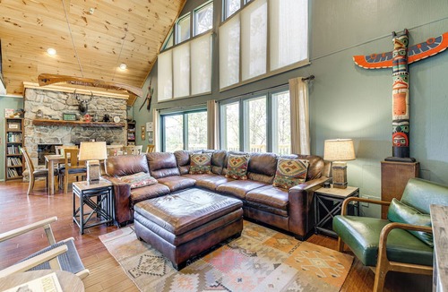 Sevierville Cabin | Camp Themed Sevierville Cabin w/Hot Tub + Teepee!
