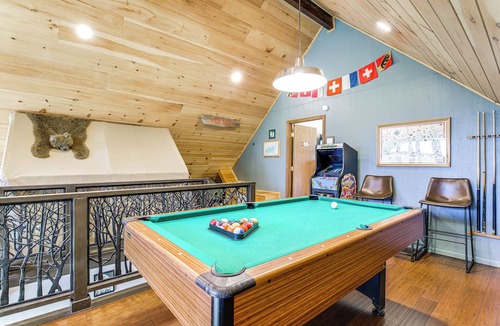 Sevierville Cabin | Camp Themed Sevierville Cabin w/Hot Tub + Teepee!