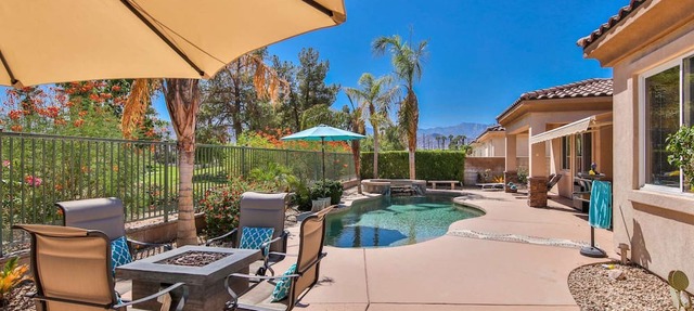 Exclusive Palm Desert Lifestyle - Private Pool/Spa & Golf Course view! in Palm Desert