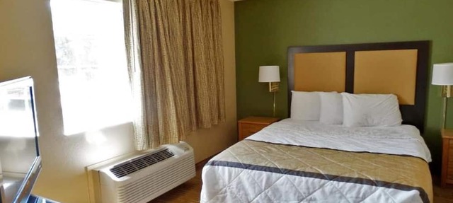 1 Queen Bed | Non-Smoking, Kitchen, Sofa-Bed in Philadelphia
